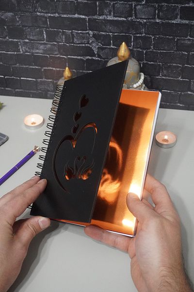 markcat Swan Love Design Caiet negru cu copertă din lemn - Agenda - Jurnal - Caiet fără linii - Cadou pentru iubit