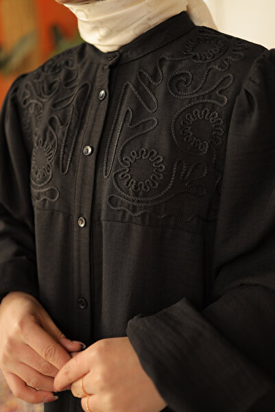 benguen Černá košile s detailní výšivkou 2027