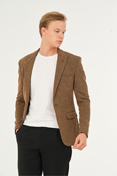 VALUE سترة بليزر كلاسيكية مبطنة باللون البني