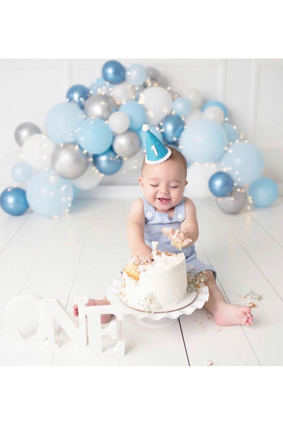 Çemrek Süs Parti 1 year balloon concept one lettering and balloon chain led