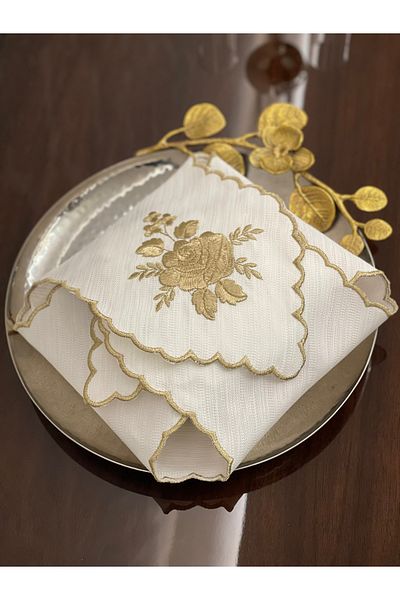 QBR Home Gold Embroidered Bread Blanket