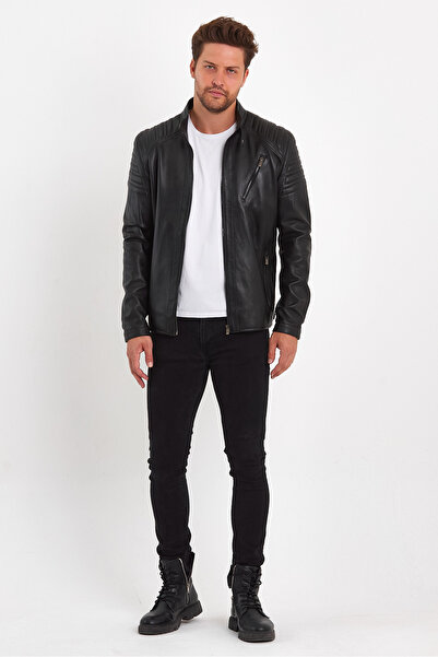nero leather fur سترة جلدية لراكبي الدراجات النارية مع تفاصيل مطرزة على الكتف