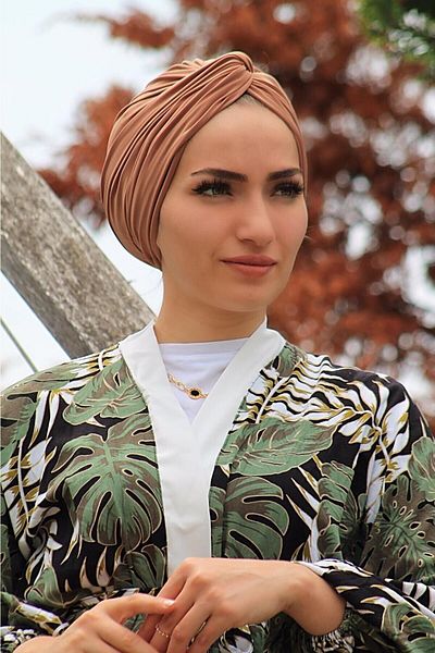 tessetür Bone diyarı CAREMEL Готов модел на пълнена шапка