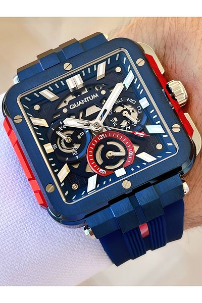Quantum Men's Wristwatch - 10 Atm Waterproof, Functional Silicone Cord and Steel Case