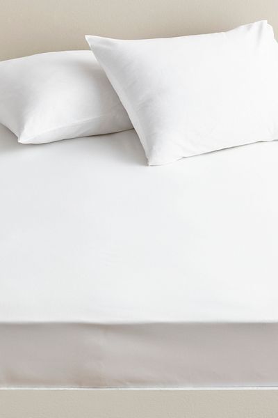 Karaca Home ملاءة سرير مسطحة من King Personality باللون الأبيض مقاس 260x280 سم