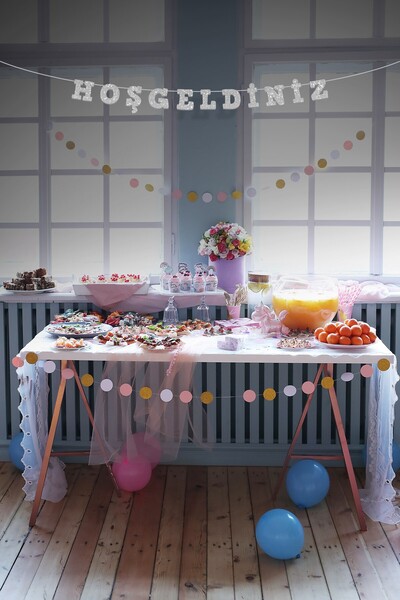 Artikel لافتة ترحيب مكتوبة باللون الرمادي، يوم خاص، منظمة دعوة، حنة، خطوبة، ز...