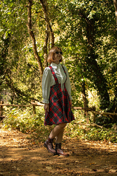 Sihirli Düğmeler Suspender Skirt