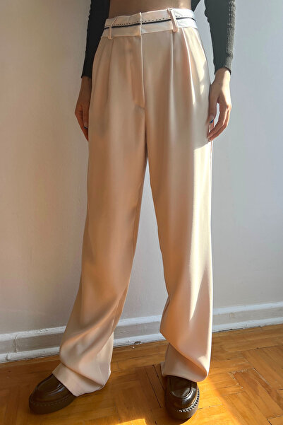 Seda Yalçın Atelier Παντελόνι με ρίγες και λεπτομέρεια ραφής από πέτρα