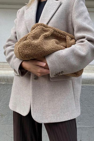 BAHELS Dámská kabelka Camel Plush Teddy Clutch Portfolio