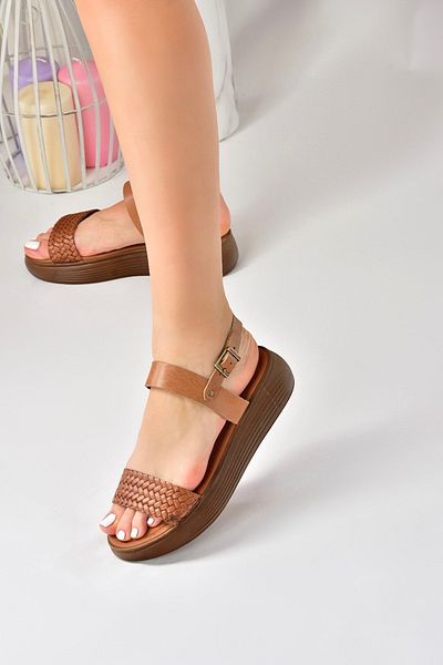 Fox Shoes Denní dámské sandály pletené z pravé kůže M291053603