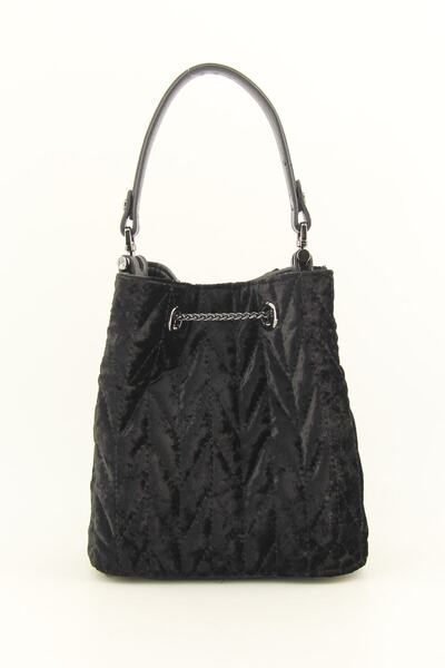 HNB Women's Black Drawstring Quilted Velvet Handbag