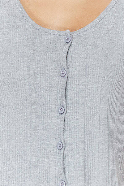 Trendyol Collection Γκρι μελανζέ συνονθύλευμα Crop Pool Λαιμόκοψη με ριμπ ελαστική πλεκτή μπλούζα TWOSS24BZ00364