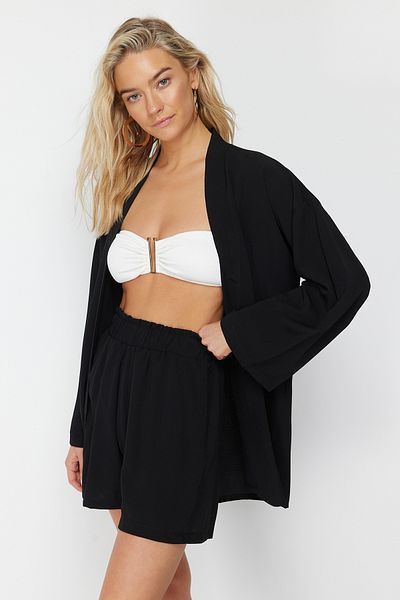 Trendyol Collection Schwarzes gewebtes Kimono-Shorts-Set TBESS23AU00089