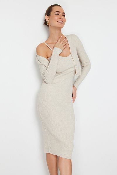 Trendyol Collection Μπεζ ίσιο μίντι πλεκτό - TWOSS21EL0208 Φόρεμα
