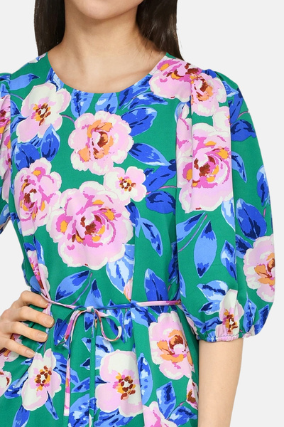 Sister's Point Šaty Ženy / Dívky Zeleno/růžový květ