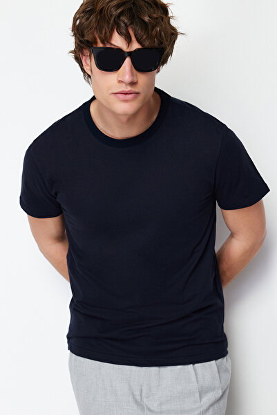 Trendyol Collection Námořnická modř Text tištěný 100% bavlna Tričko s krátkým rukávem - TMNSS24TS00126