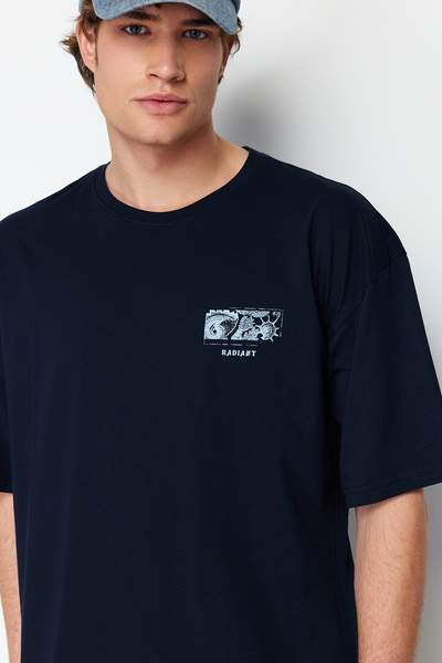 Trendyol Collection Синій Oversize/Широкий крій З надутим спинкою Надрукований напис 100% бавовна Футболка TMNSS24TS00052