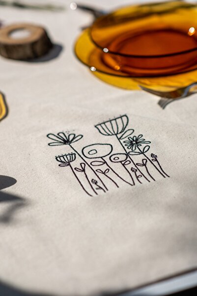 ILGIN HOME Doğal Keten İşlemeli Yemek, Mutfak, Bahçe Masası için Dekoratif Ru...