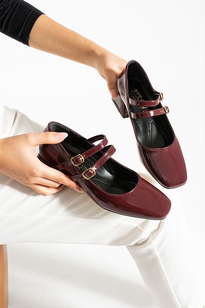 Neva'nın Butiği WOMEN'S STYLISH BLUNT TOE DOUBLE STRAPED SKIN HEEL SHOES
