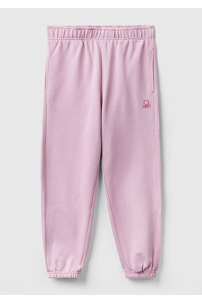 United Colors of Benetton بنطال رياضي بطبعة ميني وجيب خلفي للأولاد من Dusty Rose
