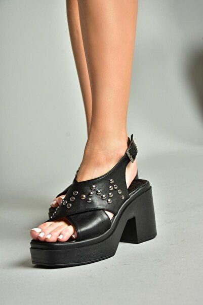 Fox Shoes S996121009 Black Thick Heeled Women's Sandals