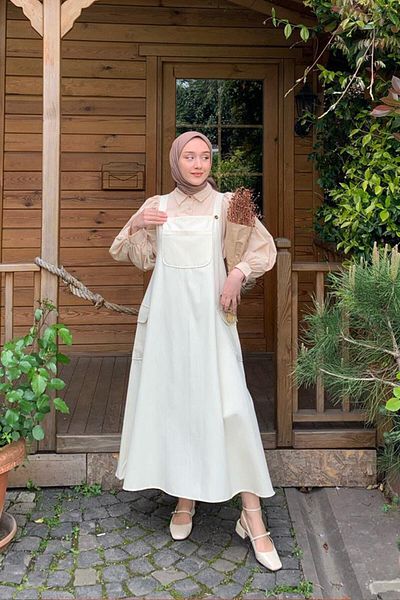 Ceylan Otantik Ecru Linen Skirt Salopet & Cream Classic Collar Crop Shirt