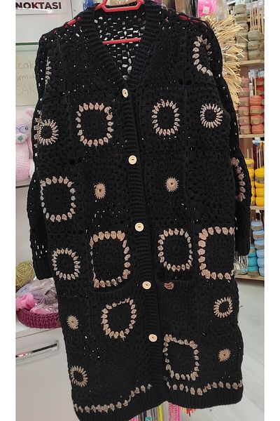 Kevser nur tuhafiye Hand-knitted cardigan tunic