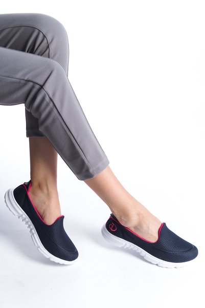 öz se shoes JOY Women's Sneakers Sneakers
