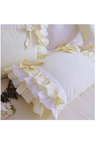 METİNEV Gold White Ruffle Pillow Case