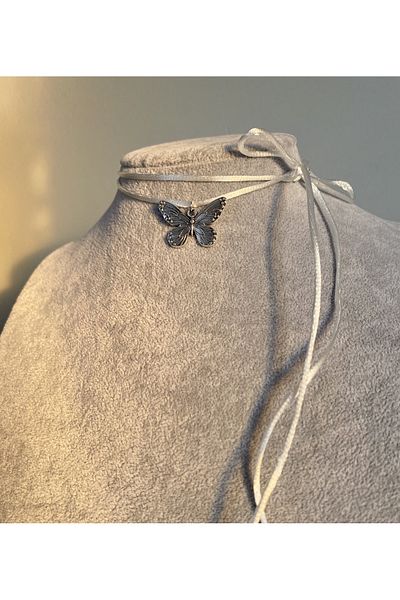 Pinky Lady string butterfly choker necklace