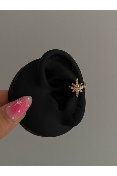 h&b design jewel Polar Star Earcuff
