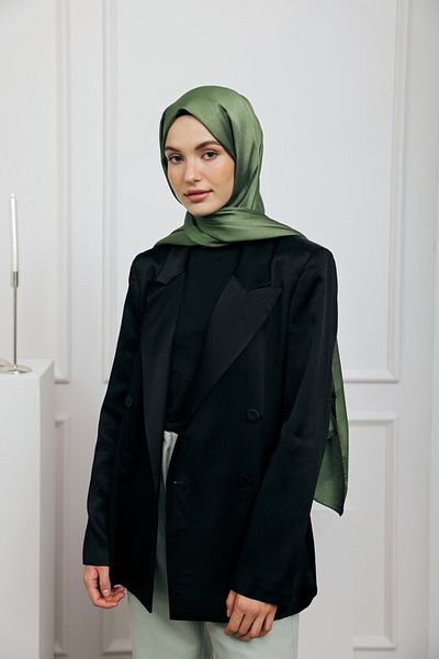 Modakaşmir ديفور سلسلة الساتان شال كاكي
