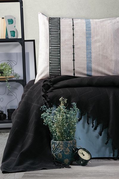 Cotton Box طقم بيكيه جاكار مزدوج الأصل باللون الأسود