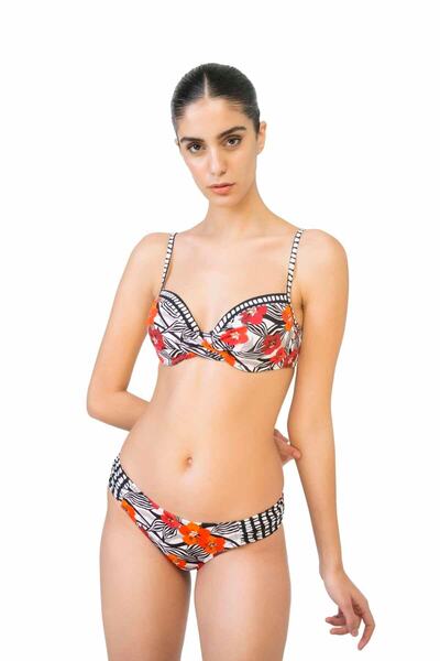 Bonesta Kare Biyeli Sütyen Kaplı Bikini Takımı