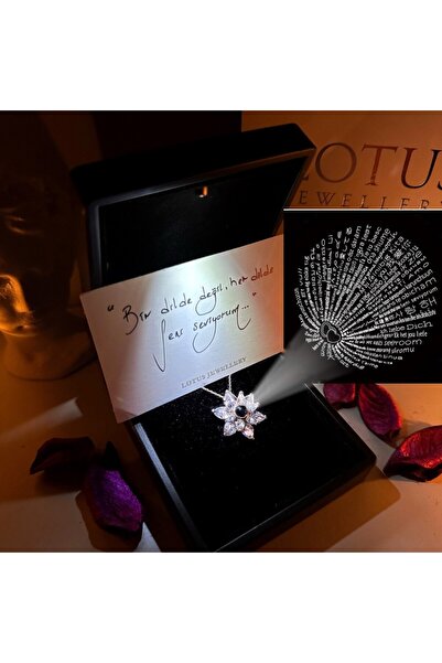 LOTUS JW 100 DİLDE SENİ SEVİYORUM YAZAN LOTUS KOLYE & IŞIKLI KOLYE KUTUSU (RO...