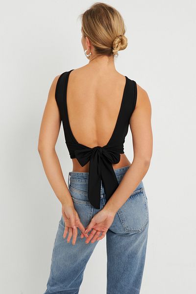 Cool & Sexy Fekete Crop blúz - nyakkendő vissza, EY2733