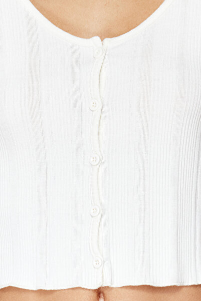 Trendyol Collection Ecru Placket Crop Pool Collar Ribbed Flexible Knitted Blouse TWOSS24BZ00364