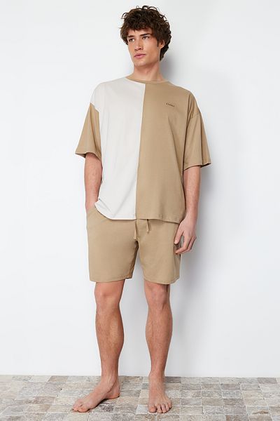 Trendyol Collection Pletené letní pyžamo s kraťasy v béžové barvě TMNSS24PT00004