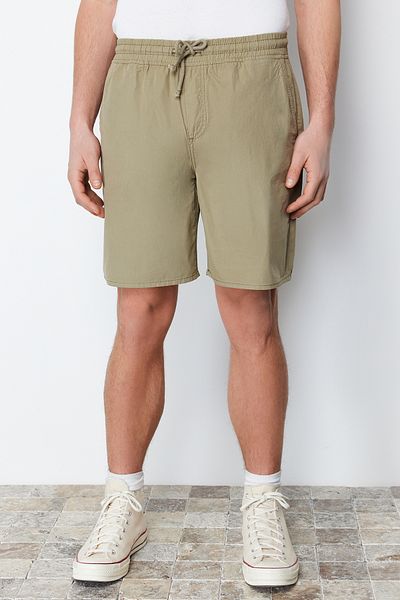 Trendyol Collection Helles Khaki, Regular Fit - Bermudashorts mit weicher Knopfleiste und Schnürung TMNSS24SR00006