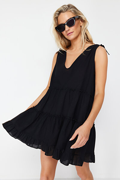 Trendyol Collection Černé široké tkané 100% bavlněné mini plážové šaty TBESS21EL1247