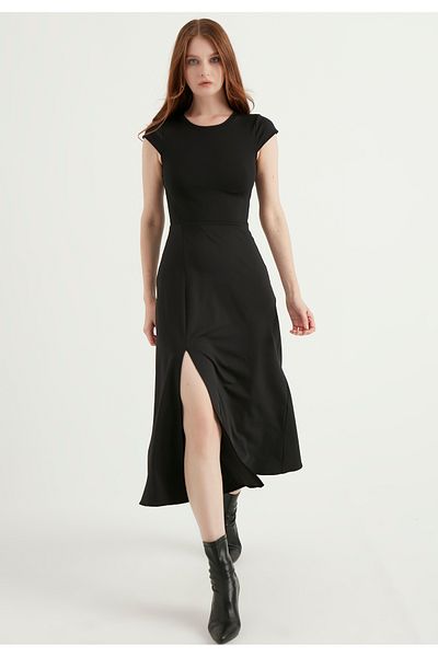 Herita Midikleid mit Schlitz und Detail