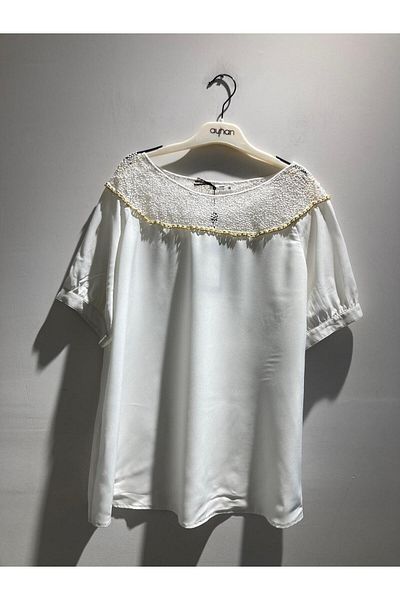 AYHAN Chiffon Shirt with Embroidered Short Sleeve Chain and Pearl Detail on the Collar