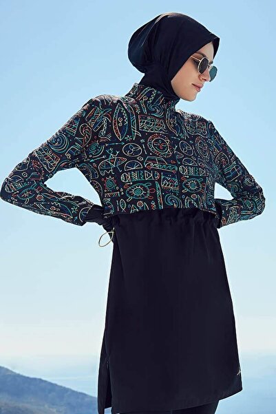 Haşema ملابس سباحة من Esila بتصميم عطلة منقوشة ومزخرفة بالكامل