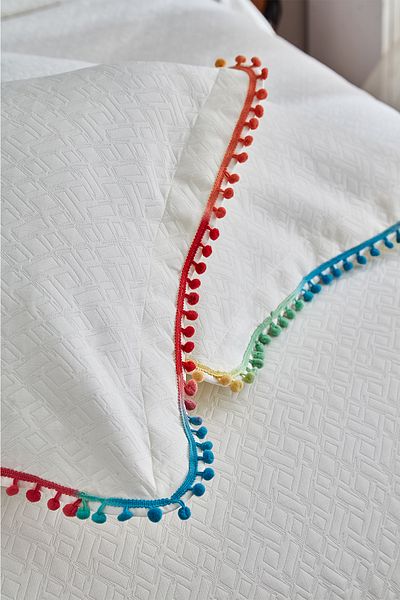 Evlen Home Collection Cotton Luxury Jacquard Bedspread Double Soft Colorful Pompom 4 Pieces Cream