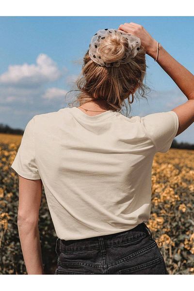 MAGORS Unisex Oversize εμπριμέ βαμβακερή λαιμόκοψη κοντό μανίκι μπεζ μπλουζάκι