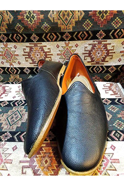 Osmanlı Yemeni Dünyası Yemeni (Çarık) Düz Model, Deri Yemeni, Siyah Renk.