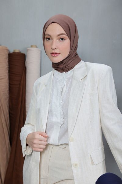 Modakaşmir شال من سلسلة القطن المريح باللون البني الفاتح