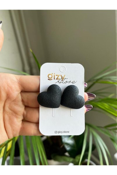 Gizy Store Polimer Kil El Yapımı Pofuduk Kalp Küpe Siyah Kadın Küpe