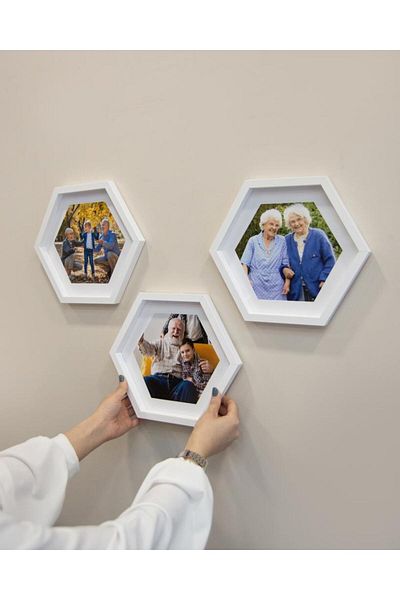 Nobbystar Ramă foto hexagonală albă de dimensiuni mari, adezivă, detașabilă - pachet de 3