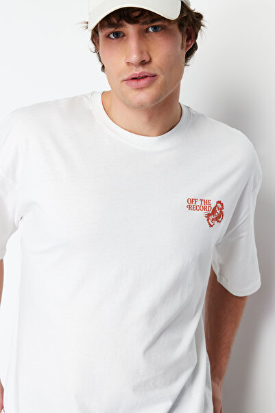 Trendyol Collection Βαμβακερό μπλουζάκι με φλοράλ εμπριμέ εκρού oversize - κοντομάνικο TMNSS24TS00127